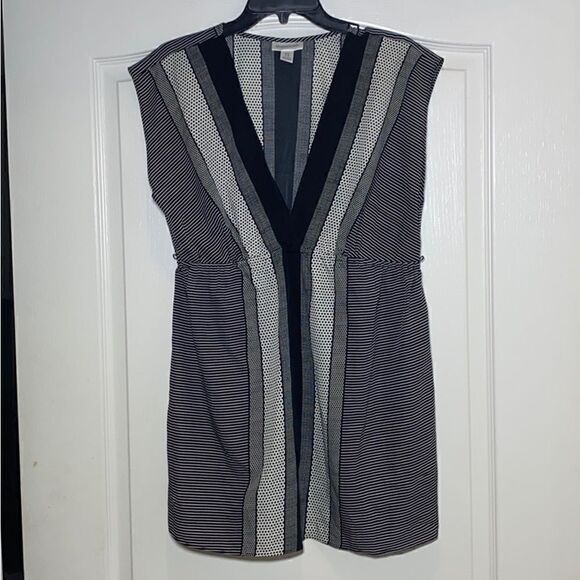 NWT MSRP $42 Motherhood Maternity Tunic Women's Size Large - Picture 2 of 9